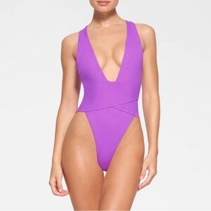 Skims Recycled Swim Cut Out Plunge Monokini NWT RARE Violet Purple